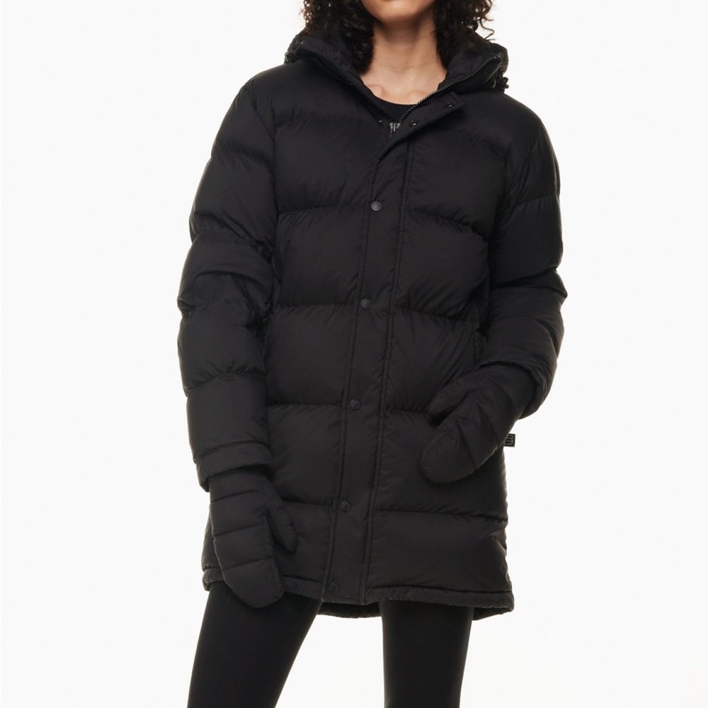 The Super Puff Mid Black